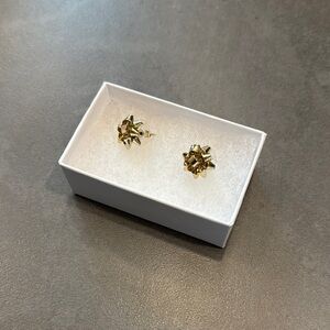 Gold Starburst Stud Earrings Jewelry